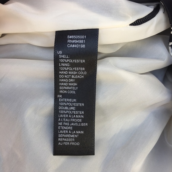 Forever 21 Pleated Print Mini Skater Skirt - Picture 7 of 8